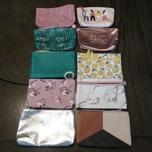 10 Cosmetic Bags